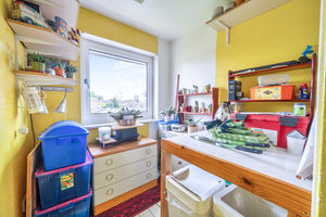 Bedroom- click for photo gallery